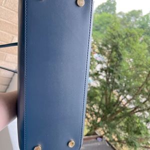 Brand New with tags Michael Kors Navy Leather Tote